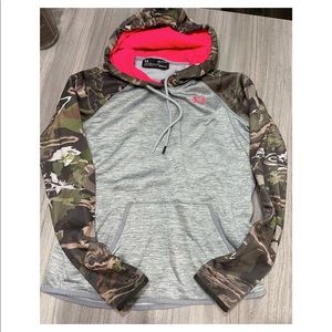 Gray + Pink Camo Under Armour hoodie!!